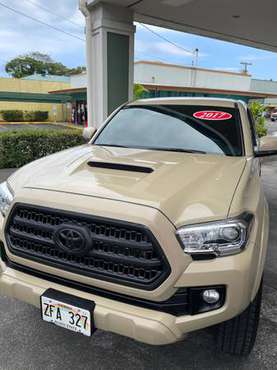 2017 Toyota Tacoma 4x4 six speed manual ! - - by for sale in Hilo, HI