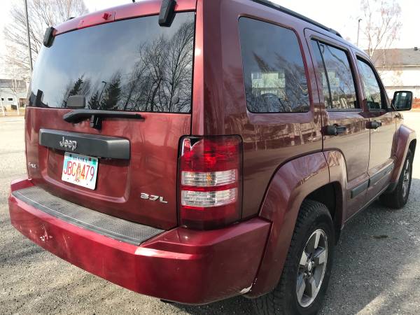 2008 Jeep liberty 4x4 for sale in Anchorage, AK