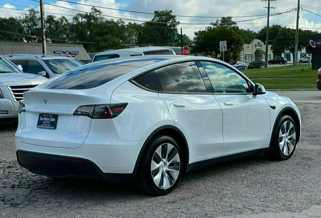 2020 Tesla Model Y Long Range AWD for sale in Downers Grove, IL – photo 8
