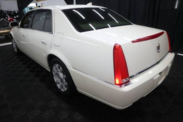 2009 Cadillac DTS Luxury II - - by dealer - vehicle for sale in CHANTILLY, District Of Columbia – photo 5