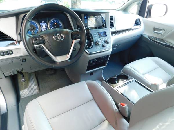 2017 TOYOTA SIENNA XLE 8 PSGR SEAT,NAVI,LEATHER ,ONLY21 K MLS LIKE... for sale in Burlingame, CA – photo 12