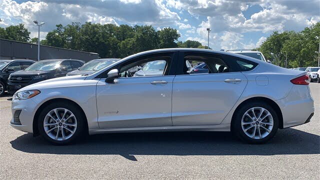 2019 Ford Fusion Hybrid SE FWD for sale in Red Bank, NJ – photo 3