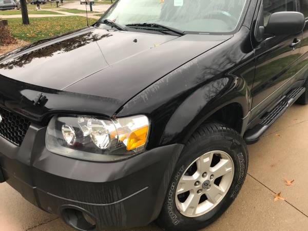 2005 Ford Escape - SOLD - cars & trucks - by owner - vehicle... for sale in Cedar Rapids, IA