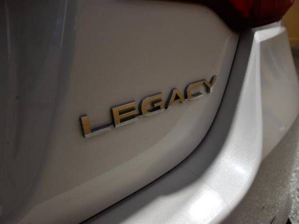 2018 Subaru Legacy 2.5i Premium - cars & trucks - by dealer -... for sale in Chicago, MI – photo 9
