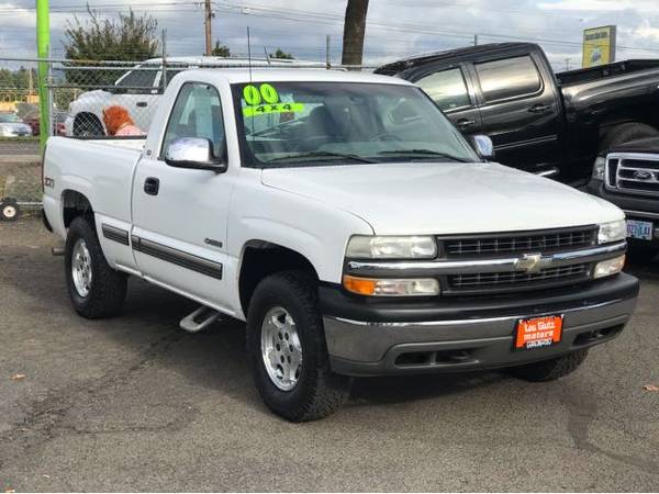 2000 Chevrolet Silverado 1500 LS Reg. Cab Short Bed 4WD for sale in Eugene, OR – photo 3