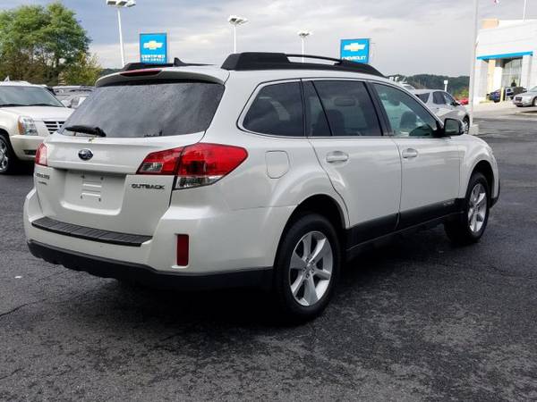 2013 Subaru Outback 2.5i Limited AWD All Wheel Drive SKU:D3263497 for sale in Timonium, MD – photo 6