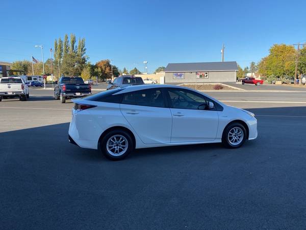 2017 *Toyota* *Prius* *Four* White - cars & trucks - by dealer -... for sale in Wenatchee, WA – photo 7