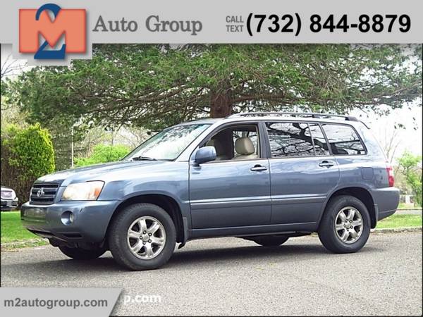 2004 Toyota Highlander Base AWD 4dr SUV V6 w/3rd Row for sale in East Brunswick, NY