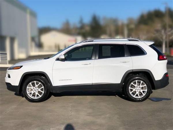 2017 Jeep Cherokee Latitude - - by dealer - vehicle for sale in Bellingham, WA – photo 5