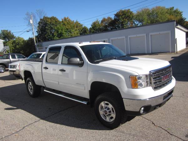 2014 GMC Sierra 2500HD 4dr Crew Cab SLE 4x4 118K ONE OWNER $24950 for sale in East Derry, MA – photo 3