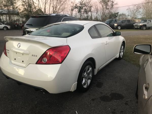 Nissan Altima Coupe - cars & trucks - by dealer - vehicle automotive... for sale in Mobile, AL – photo 3