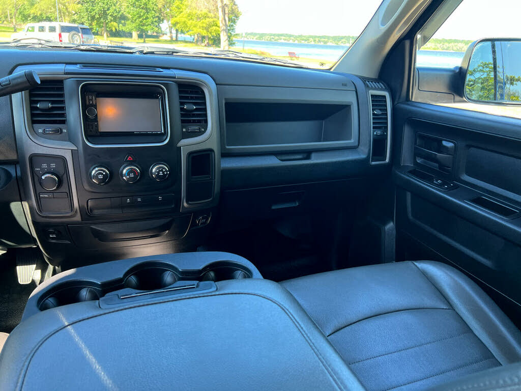 2015 RAM 3500 Tradesman Crew Cab LB DRW 4WD for sale in Other, IA – photo 40