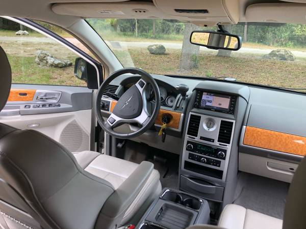 2008 Chrysler Town and Country 79k miles for sale in Micanopy, FL – photo 13