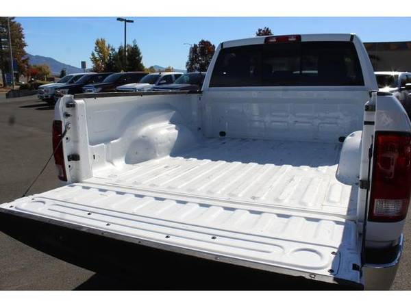 2018 Ram 2500 truck SLT (Bright White Clearcoat) for sale in Lakeport, CA – photo 23