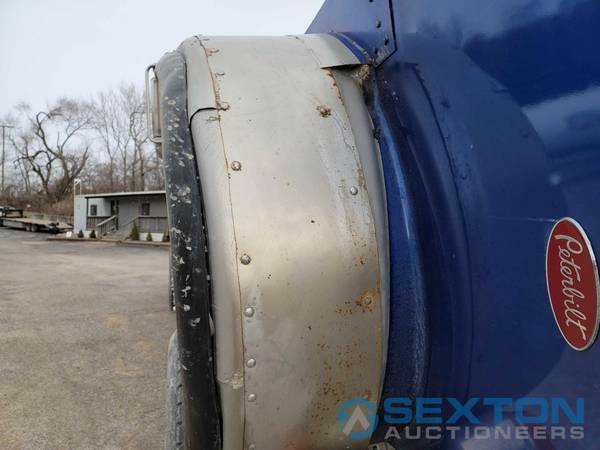 2005 Peterbilt 357 Dump Truck for sale in Arnold, MO – photo 19