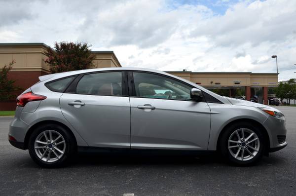 *** 2015 Ford Focus SE (civic,corolla,accord,elantra,cruze,veloster)... for sale in Norfolk, VA – photo 4