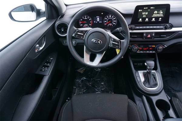 2019 Kia Forte LXS - - by dealer - vehicle automotive for sale in Lakeville, MN – photo 19