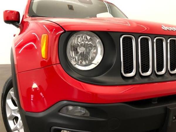 2016 Jeep Renegade 4WD 4dr Latitude SUV 4x4 for sale in Portland, OR – photo 4