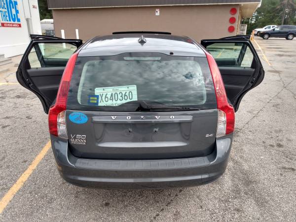 2009 Volvo V50 Wagon! Fully Loaded! for sale in Waterloo, SC – photo 18