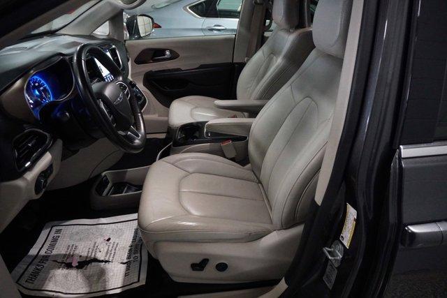 2018 Chrysler Pacifica Touring-L Plus for sale in Other, IN – photo 22