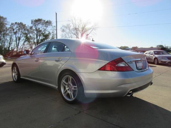2006 Mercedes-Benz CLS-Class 4dr Sdn 5.0L - cars & trucks - by... for sale in Waterloo, IA – photo 5