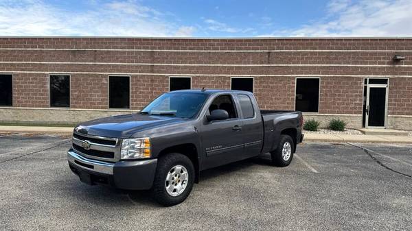 2010 Chevy Silverado 1500 LT: ONLY ONE Owner 4 Wheel Drive Ext for sale in Madison, WI – photo 4