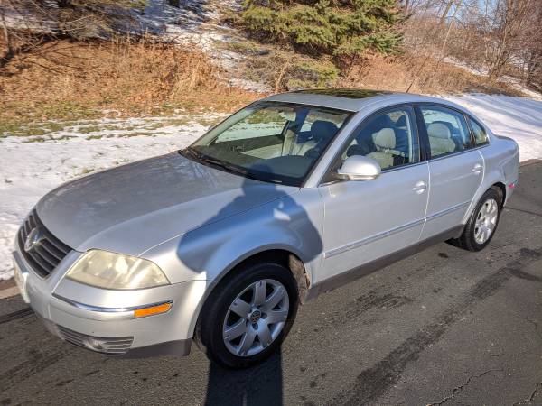 *** 2005 VW PASSAT GLS * SUNROOF * LEATHER * 138,000 MILES - cars &... for sale in Chaska, MN – photo 4