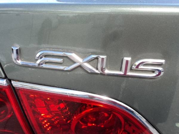2005 Lexus ES 330 V6 Sedan - - by dealer - vehicle for sale in Clearwater, FL – photo 20
