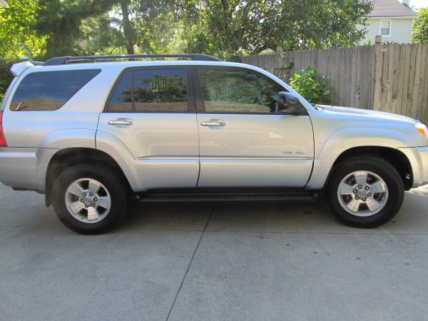 2006 4Runner ONE owner, NICE! Toyota for sale in Lawrence, MO