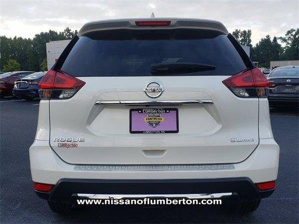 2018 Nissan Rogue wagon SL - Pearl White for sale in Lumberton, NC – photo 11