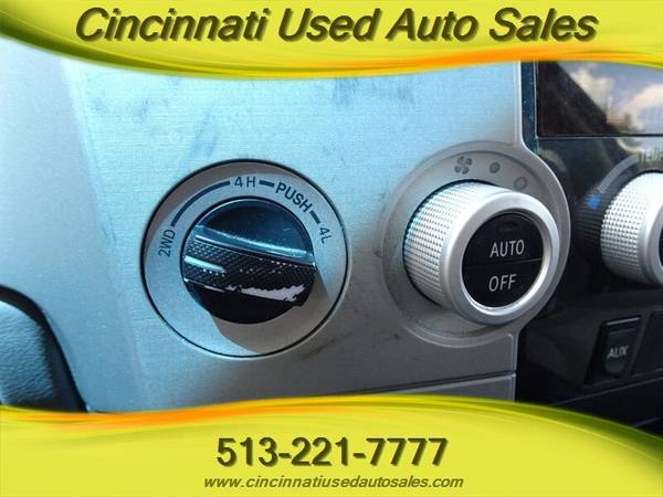 2009 Toyota Sequoia SR5 4 7L V8 4X4 - - by dealer for sale in Cincinnati, OH – photo 24