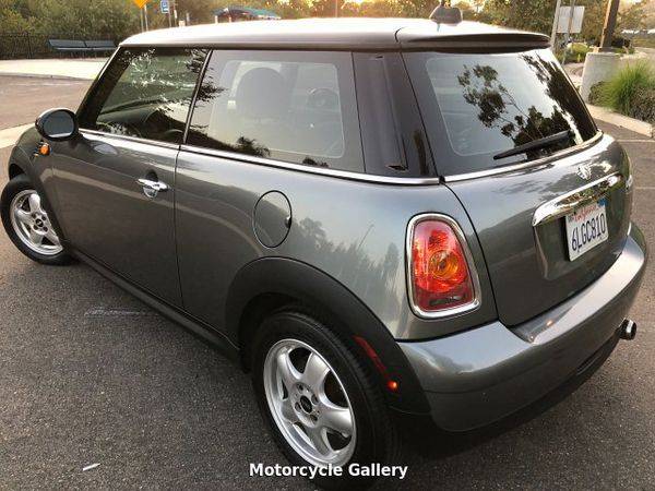 2010 MINI Cooper Base 6-Speed Automatic - Excellent Condition! for sale in Oceanside, CA – photo 8