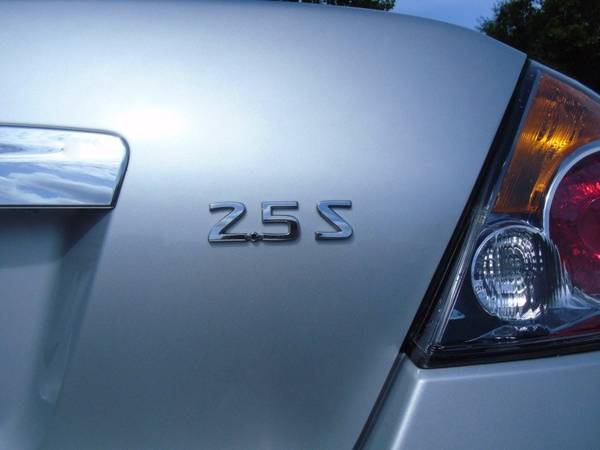 2012 Nissan Altima 4dr Sdn I4 CVT 2.5 S - We Finance Everybody!!! for sale in Bradenton, FL – photo 21