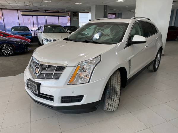 2010 Cadillac SRX Luxury Collection - - by dealer for sale in Springfield, IL – photo 3