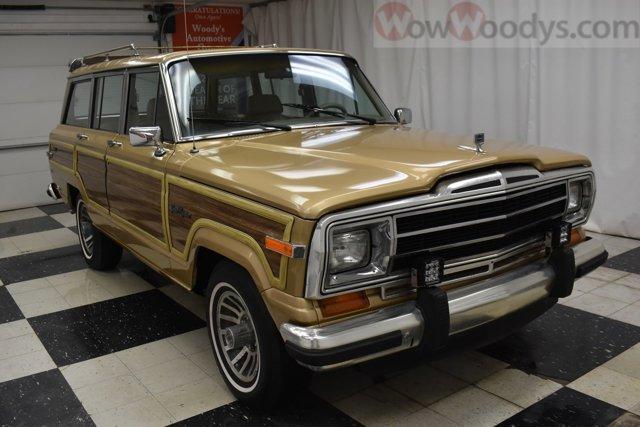 1987 Jeep Grand Wagoneer 4WD for sale in Chillicothe, MO – photo 3