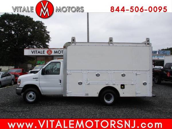 2013 Ford Econoline Commercial Cutaway E-350 ENCLOSED UTILITY BODY for sale in south amboy, VT