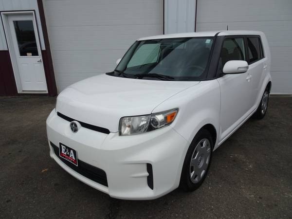 2012 Scion xB - cars & trucks - by dealer - vehicle automotive sale for sale in Waterloo, WI – photo 2
