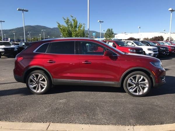 2016 Lincoln MKX Reserve hatchback Ruby Red Metallic Tinted Clearcoat for sale in Post Falls, ID – photo 5