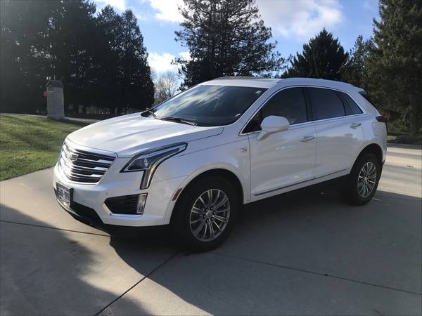 2018 Cadillac XT5 Premium Luxury AWD Only 20k Miles!! - cars &... for sale in Verona, WI
