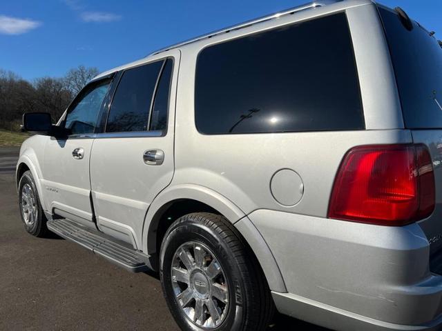 2004 Lincoln Navigator Luxury for sale in Other, MI – photo 10