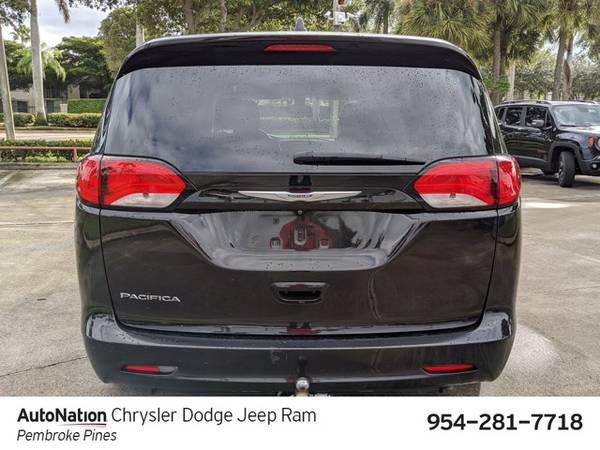 2017 Chrysler Pacifica Touring SKU:HR525470 Mini-Van - cars & trucks... for sale in Pembroke Pines, FL – photo 7