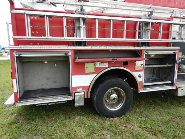 2001 Pierce Quantum 61’ Sky Boom Ladder Pumper Fire Truck 10.8L... for sale in West Palm Beach, FL – photo 9