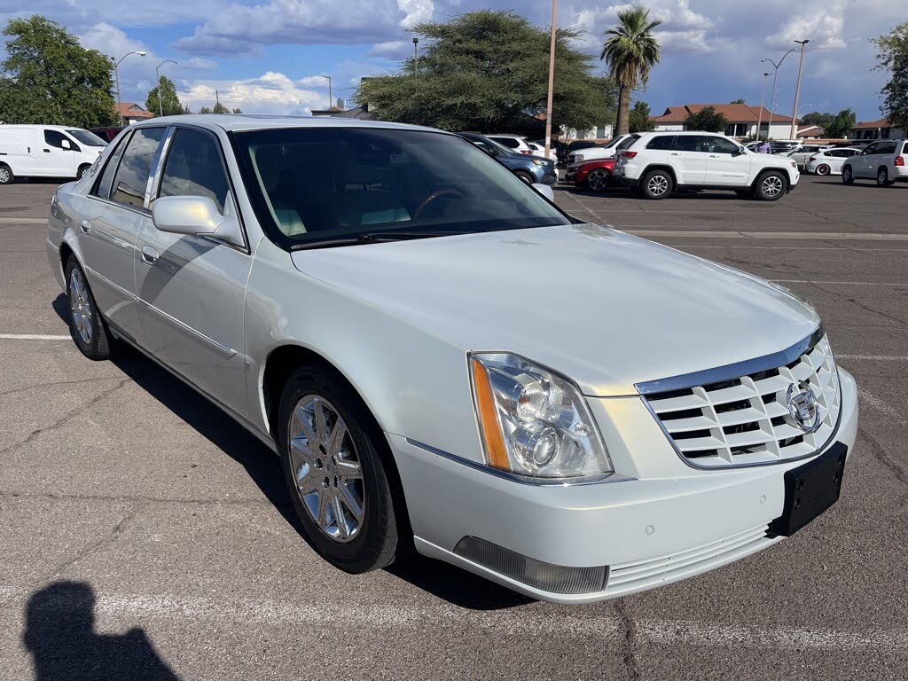 2010 Cadillac DTS Premium FWD for sale in Mesa, AZ