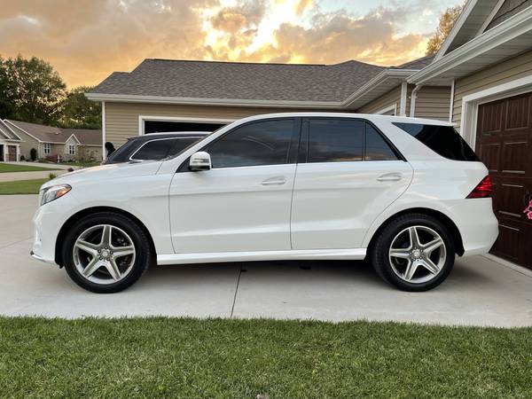 2016 Mercedes benz gle400 v6 twinturbo 4matic - - by for sale in Neenah, WI – photo 3