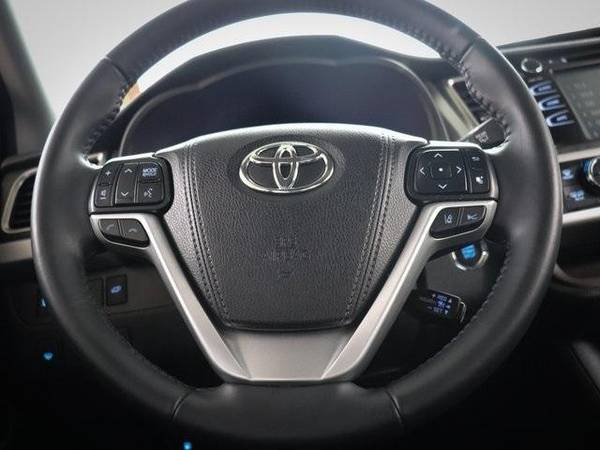 2019 Toyota Highlander All Wheel Drive XLE V6 AWD SUV for sale in Portland, OR – photo 15