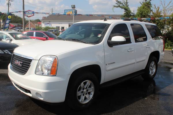3rd Row* 2007 GMC Yukon SLT2 Leather* Sunroof* for sale in Louisville, KY – photo 6