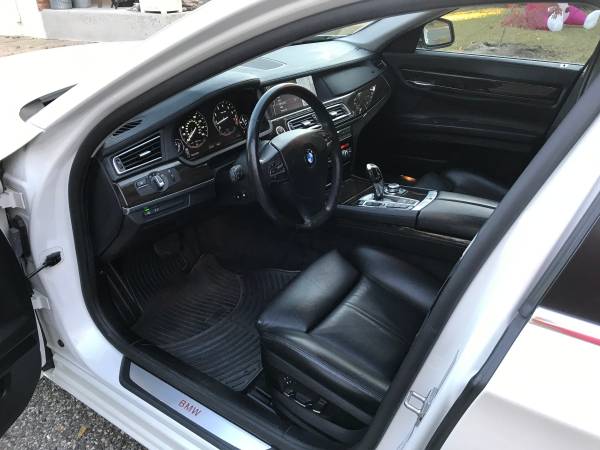 2010 BMW WHITE/BLACK LOW MILES 750i for sale in Cherry Hill, NJ – photo 4