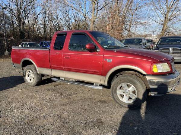2002 Ford F150 Super Cab Long Bed 4D EZ-FINANCING! - cars & trucks -... for sale in Garfield, NY – photo 3