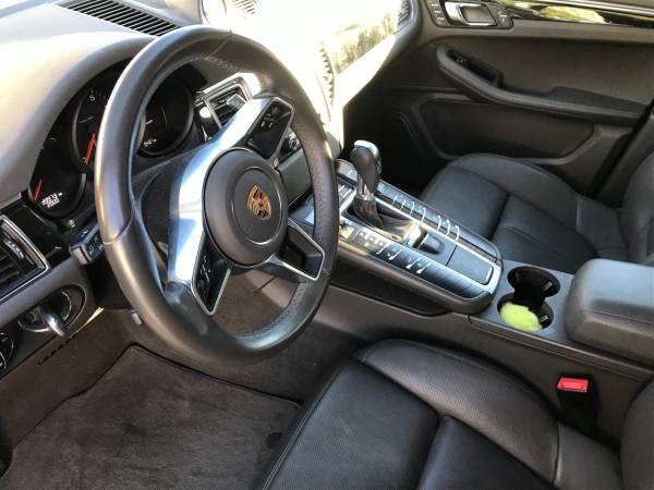Beautiful Porsche Macan for sale in Santa Barbara, CA – photo 12