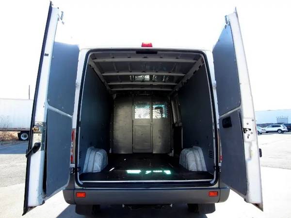 2005 Dodge/Mercedes Sprinter 2500 High Ceiling Diesel Cargo Van for sale in Fort Worth, TX – photo 7